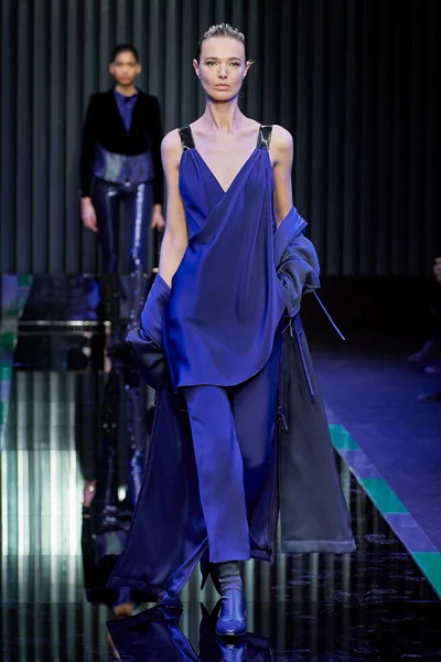 Look 47